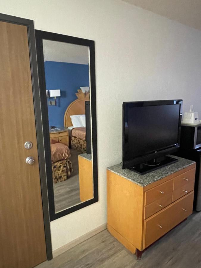 Express Inn Джанкшен Сити Экстерьер фото