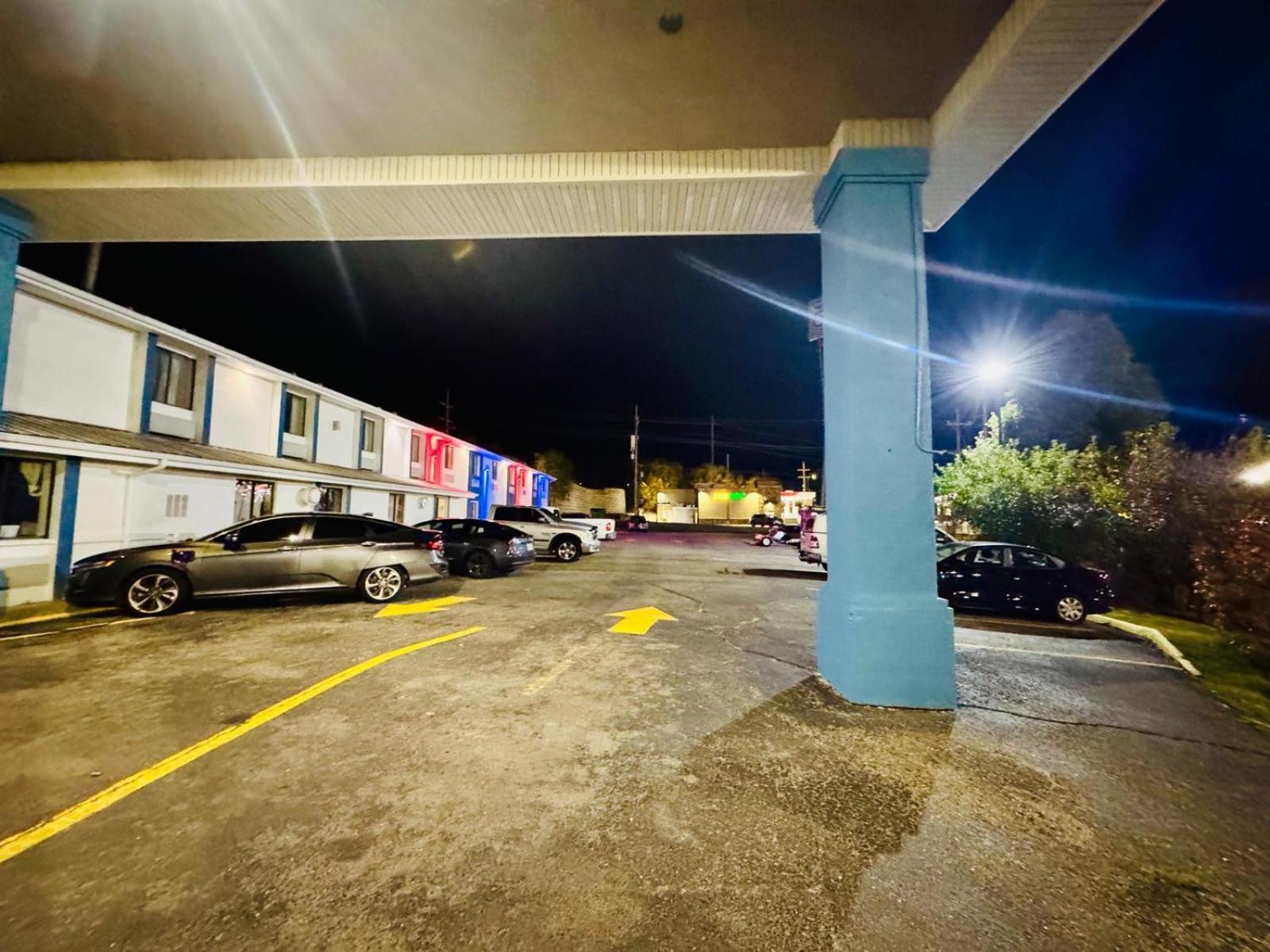 Express Inn Джанкшен Сити Экстерьер фото
